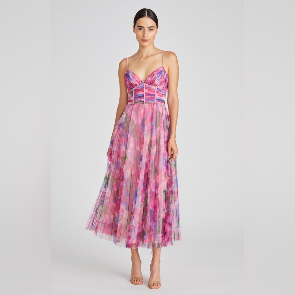 ML Monique Lhuillier
Madison Tulle Midi Dress